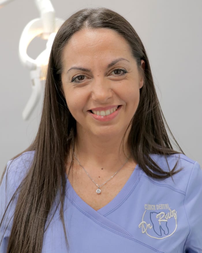 Olga Perea, auxiliar de clínica